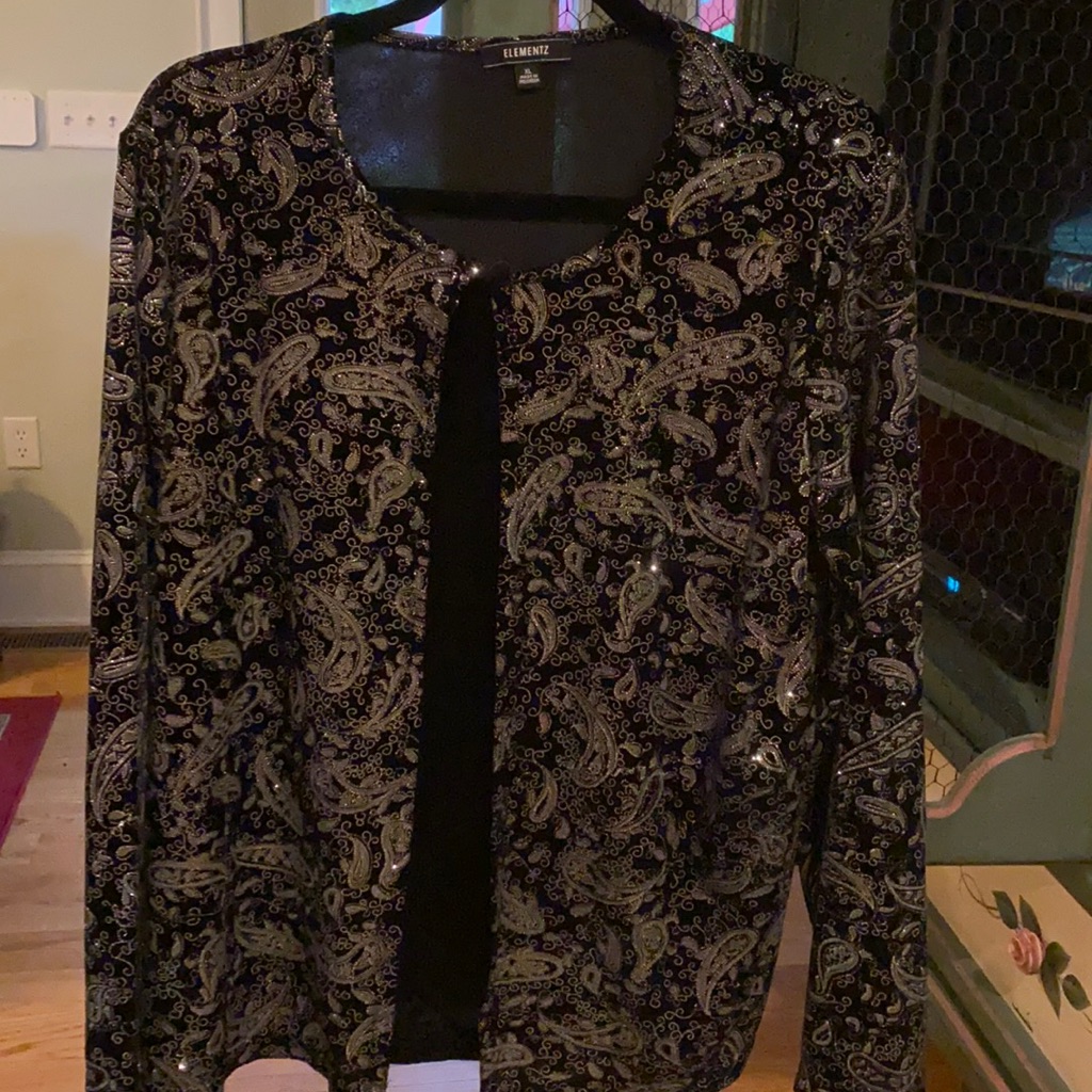 Elements Top